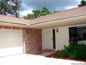 181 Pine St, Homosassa, FL 34446 photo 2