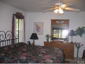 215 E Leon Loop, Hernando, FL 34442 photo 11