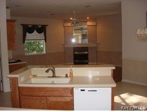 192 E Keller Ct, Hernando, FL 34442 photo 4