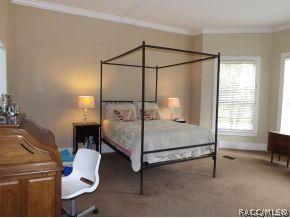 262 NE 2nd St, Webster, FL 33597 photo 2