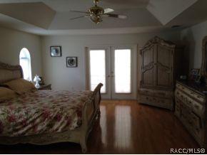 740 W Liberty St, Hernando, FL 34442 photo 4
