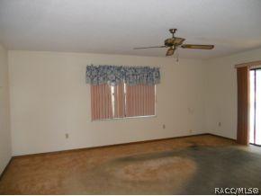 724 E Falconry Ct, Hernando, FL 34442 photo 12