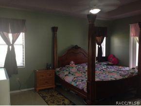 725 E Falconry Ct, Hernando, FL 34442 photo 7