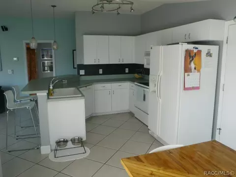 712 W Toucan Loop, Hernando, FL 34442 photo 9