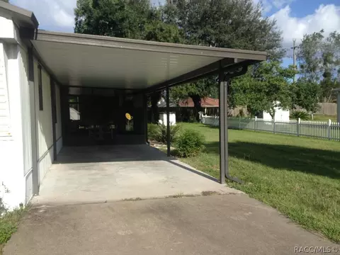 1645 N Arkansas Ter, Hernando, FL 34442 photo 4