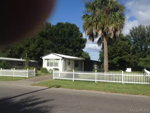 1645 N Arkansas Ter, Hernando, FL 34442 photo 7