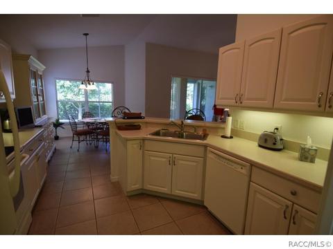984 W Silver Meadow Loop, Hernando, FL 34442 photo 5