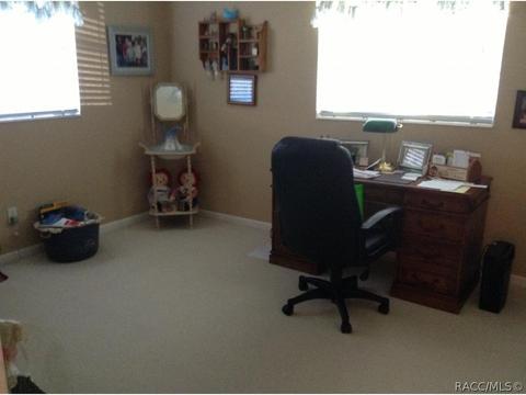 5859 W Pine Cir, Crystal River, FL 34429 photo 11