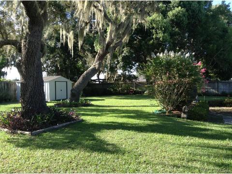 5859 W Pine Cir, Crystal River, FL 34429 photo 17