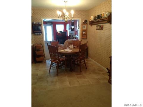 5859 W Pine Cir, Crystal River, FL 34429 photo 5