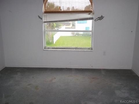 5267 Palisade Dr, Weeki Wachee, FL 34607 photo 7