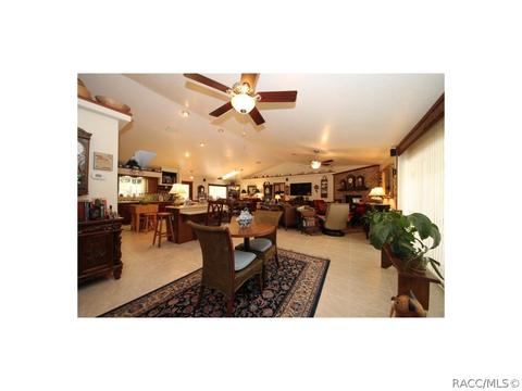 627 E Savoy St, Lecanto, FL 34461 photo 5