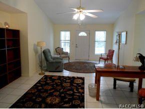345 E Joshua Ct, Hernando, FL 34442 photo 2