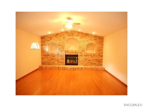 8625 E Hampton Point Rd, Inverness, FL 34450 photo 2