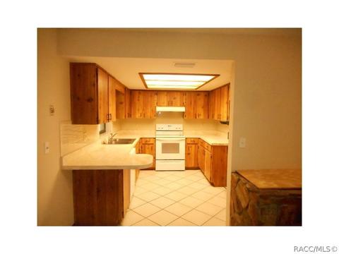 8625 E Hampton Point Rd, Inverness, FL 34450 photo 3