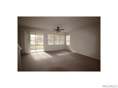 1686 W Spring Meadow Loop, Lecanto, FL 34461 photo 11