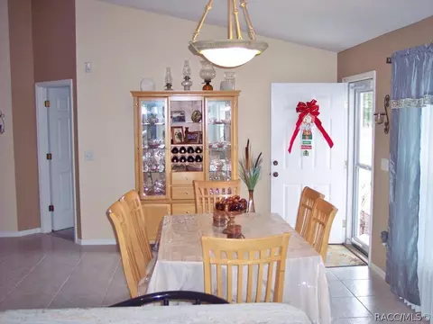 2042 W Chanron Pl, Citrus Springs, FL 34434 photo 6
