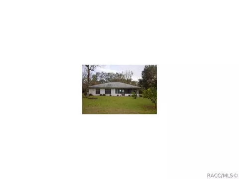 539 E Lancaster St, Lecanto, FL 34461 photo 9