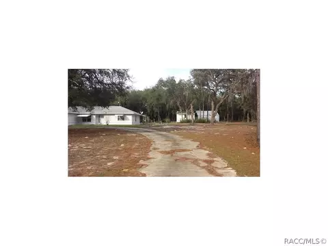 529 E Nicholas St, Hernando, FL 34442 photo 2