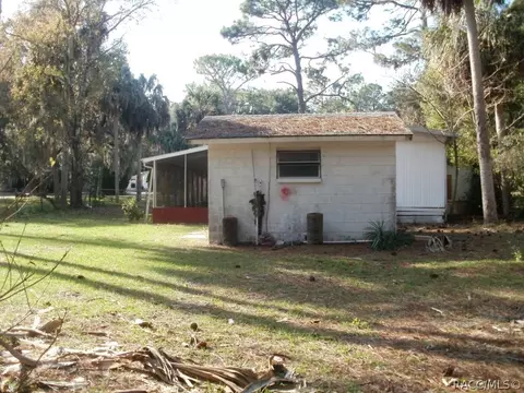 137 Park St, Inglis, FL 34449 photo 9
