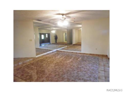 595 E Dunbar Ln, Hernando, FL 34442 photo 4