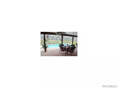 561 E Lancaster, Lecanto, FL 34461 photo 2