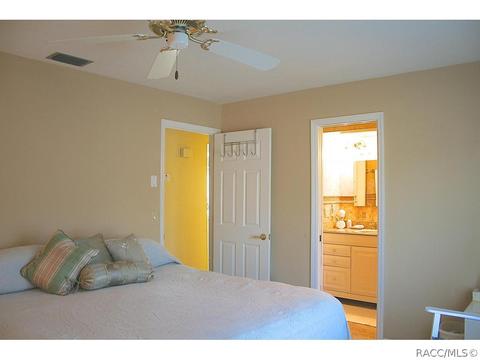 601 E Falconry Ct, Hernando, FL 34442 photo 10