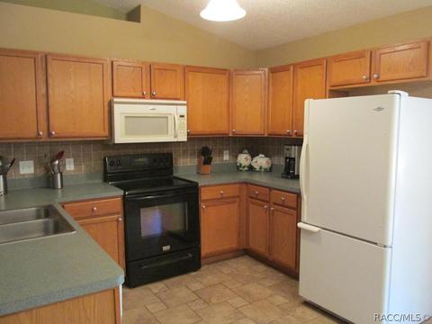3596 E Maxwell Pl, Inverness, FL 34453 photo 14