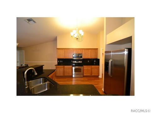 3012 W Akron Pl, Dunnellon, FL 34433 photo 2