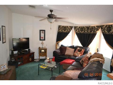 385 E Katie St, Hernando, FL 34442 photo 4