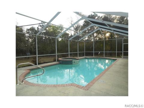 1542 E Bismark St, Hernando, FL 34442 photo 2