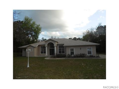 1542 E Bismark St, Hernando, FL 34442 photo 1