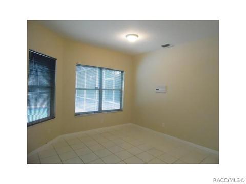1542 E Bismark St, Hernando, FL 34442 photo 7