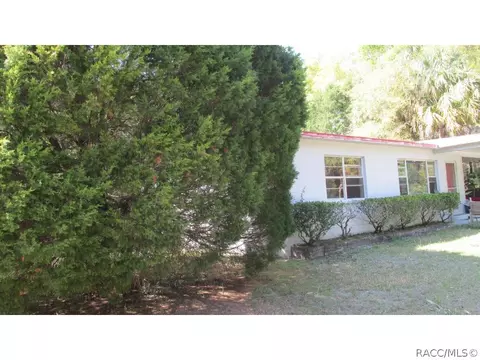 182 Park St, Inglis, FL 34449 photo 1