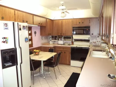 1400 E Silver Thorn Loop, Hernando, FL 34442 photo 9