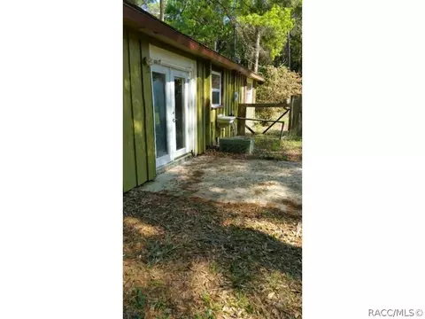 59 Gladys Ct, Inglis, FL 34449 photo 9