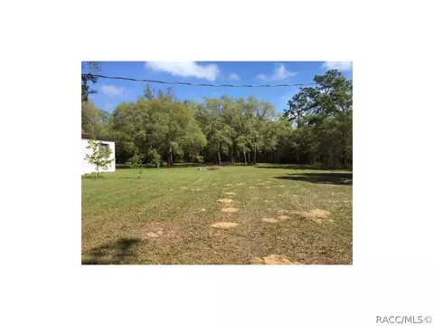 275 E Pilar St, Hernando, FL 34442 photo 2