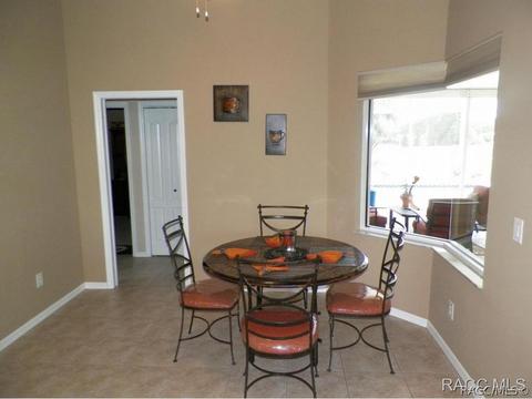733 E Bismark St, Hernando, FL 34442 photo 8