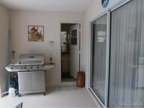570 E Dakota Ct, Hernando, FL 34442 photo 27