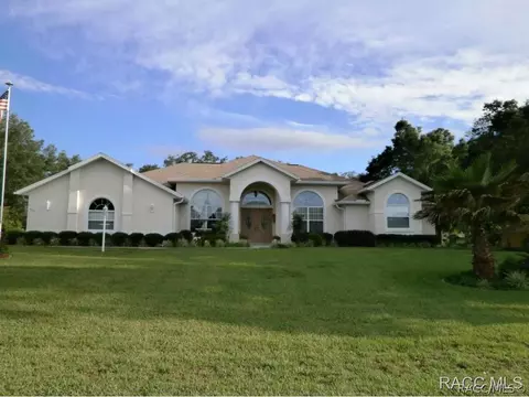 570 E Dakota Ct, Hernando, FL 34442 photo 1