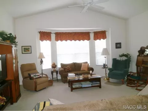 570 E Dakota Ct, Hernando, FL 34442 photo 15