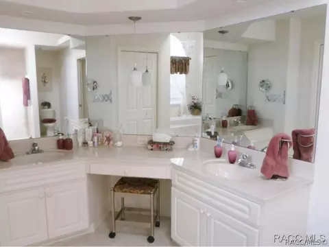 570 E Dakota Ct, Hernando, FL 34442 photo 22