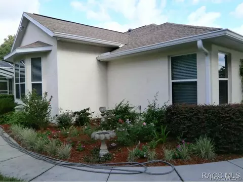 570 E Dakota Ct, Hernando, FL 34442 photo 5