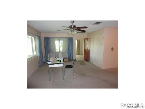 309 NE Crystal St, Crystal River, FL 34428 photo 4