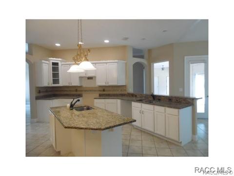 1629 W Redding St, Hernando, FL 34442 photo 2