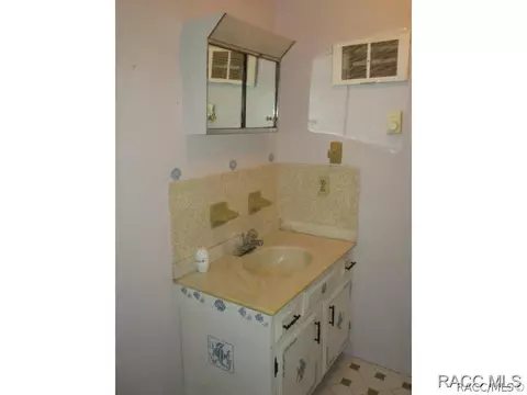 8500 E Settle Ct, Inverness, FL 34450 photo 9
