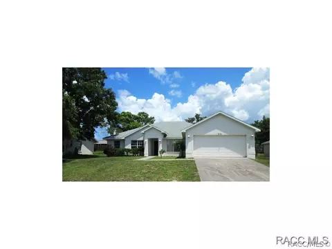 5121 Roble Ave, Spring Hill, FL 34608 photo 1