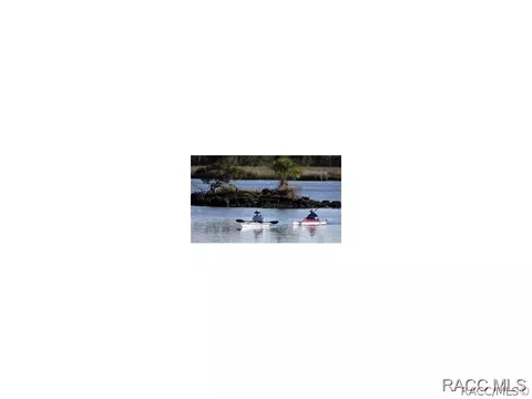 601 W Keller St, Hernando, FL 34442 photo 11