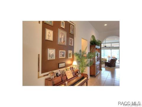 725 W Doerr Path, Hernando, FL 34442 photo 2