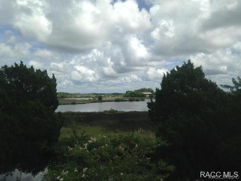 1479 S Surf Loop, Crystal River, FL 34429 photo 3